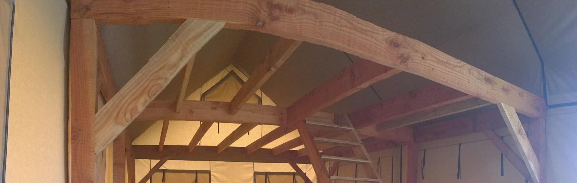 Charpente Douglas Mezzanine tente