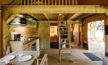 AN4 Lodge